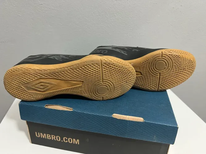 Chuteira Futsal Umbro