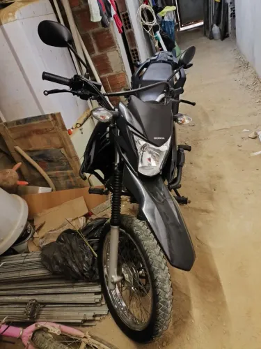 Só venda, Bros 160, manutenção em dias sou o 2? dono.