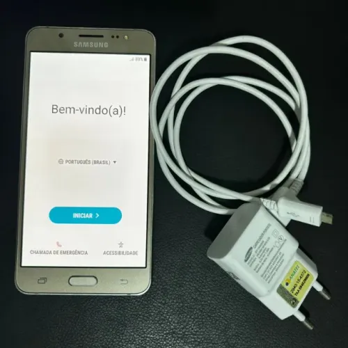 Samsung Galaxy J5 Metal Dual SIM 16 GB dourado 2 GB RAM