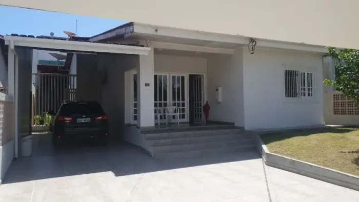VENDE-SE CASA NO CONDOMÍNIO RESIDENCIAL SAN MARINO