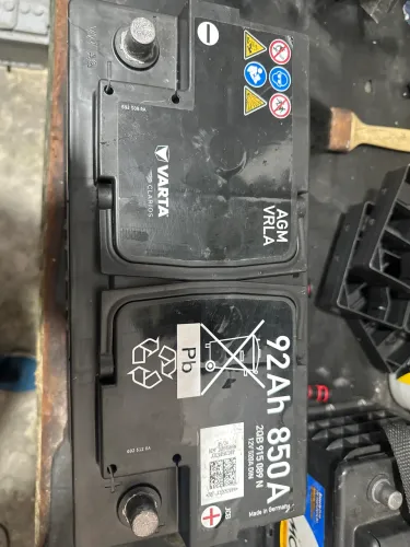 Bateria Agm 92 amperes start stop