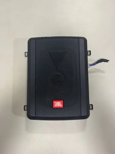 JBL SW68A-MS compacto para grave no carro