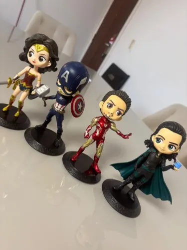 QPosket de Decoração - Loki, Capitão América, Homem de Ferro e Mulher Maravilha