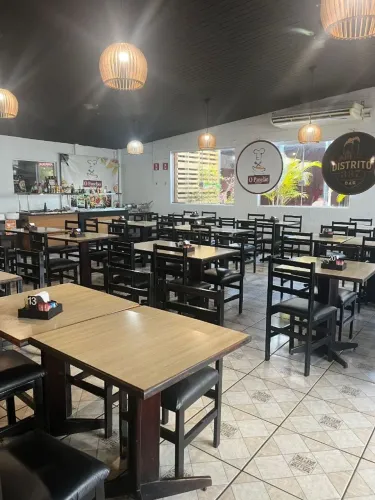Mesas bar e restaurante madeira qualidade 