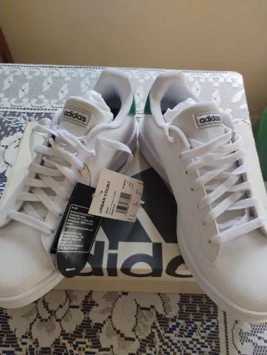 Adidas Graund Court base 2.