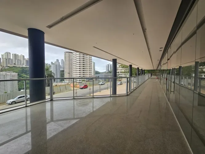 Loja / Salão / Ponto Comercial à venda em Nova Lima