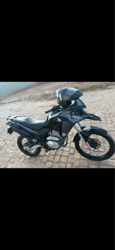 Vende-se xre300
