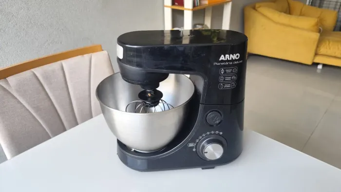 Batedeira Arno 110v bowl inox
