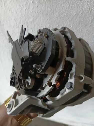 Alternador da tracker 2025