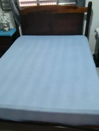 Cama casal gramado + colchão 