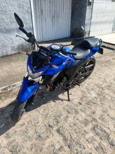 MOTO FAZER 250 2019 