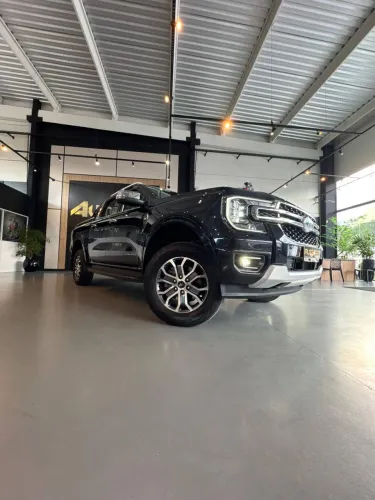 Ford Ranger Limited 3.0 V6 4X4 CD TB Die. AUT 2024