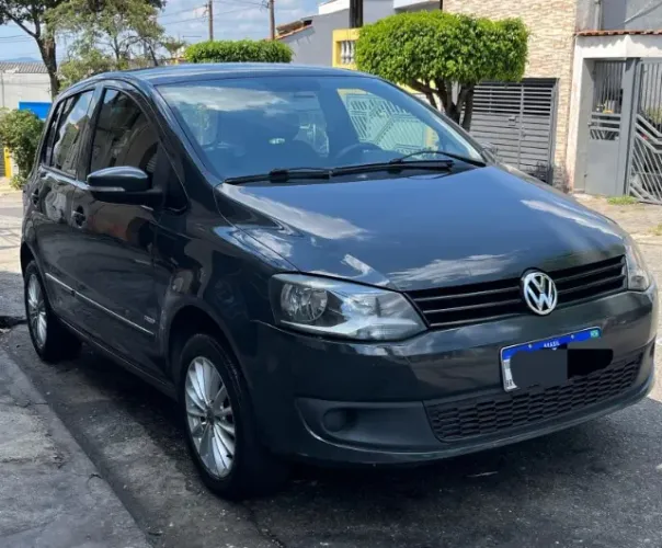Volkswagen Fox 1.0 MI Total Flex 8V 5P 2010
