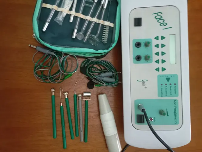 Face I equipamento estético de eletroterapia facial e alta frequência