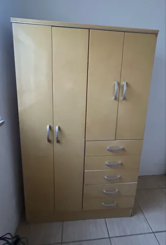 Doação de Guarda roupa