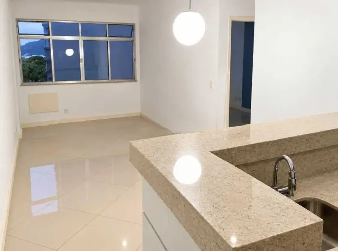 Apartamento : / Residencial / Botafogo