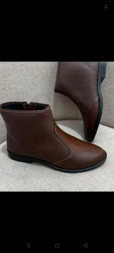 Bota marrom