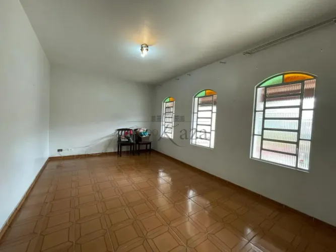 Casa - Residencial São Paulo - Jacareí - 4 Dormitórios - 164m².