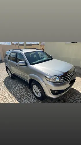 Toyota Hilux SW4 SR 4X2 2.7/ 2.7 Flex 16V Aut. 2015