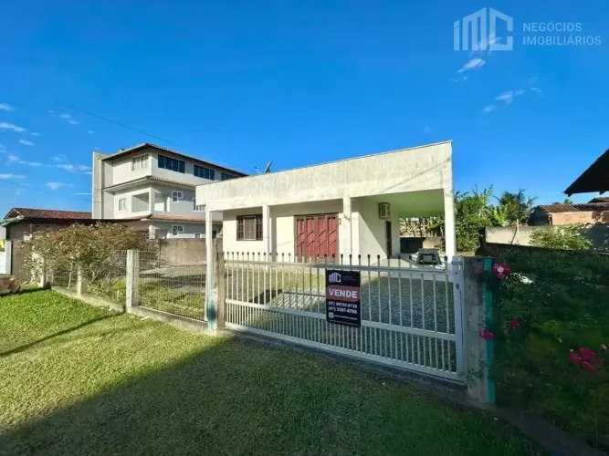 Imóvel para venda tem 126 metros quadrados com 2 quartos em Centro - Balneário Barra do Su