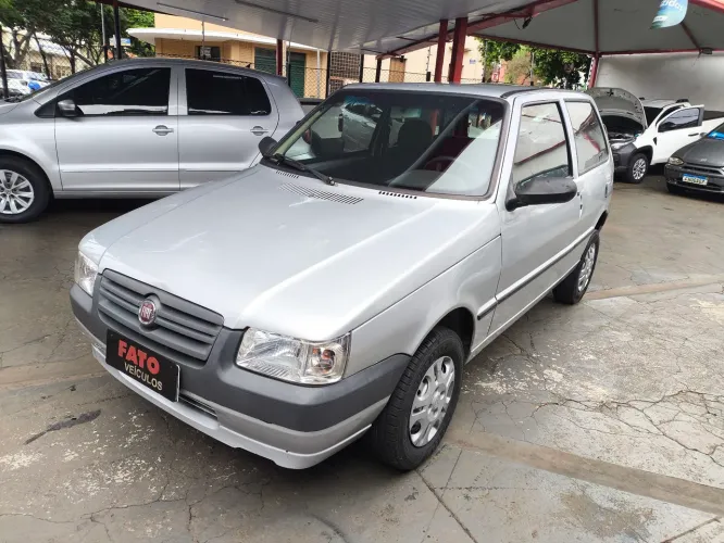Fiat Uno Mille Celeb/celeb.econ 1.0 F.flex 4P 2011