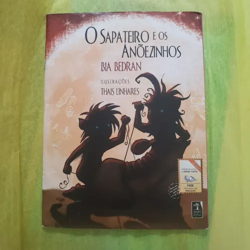 Livro infantil O sapateiro e os anõezinhos