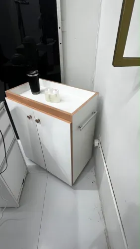Carinho auxiliar/ mesa