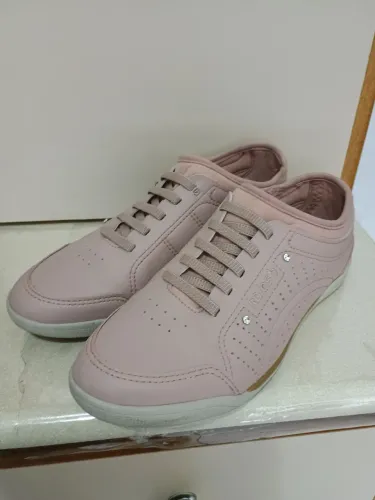 Tênis Kolosh feminino semi novo