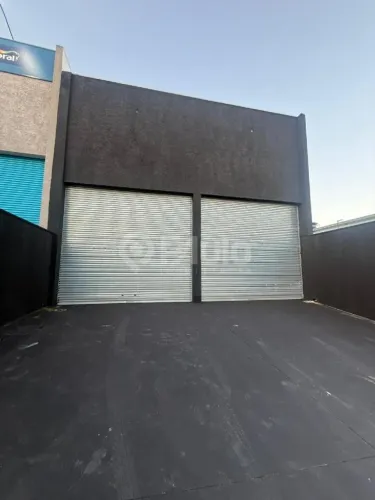 Barracão comercial para alugar no bairro Cidade Planejada em Bragança Paulista - SP