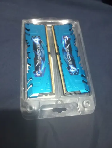 Memória ram 4gb 2400mhz em ótimo estado