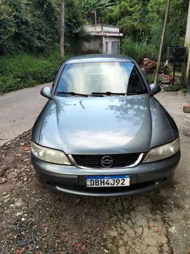 Chevrolet Vectra GL 2.2 / 2.0 MPFI 2000