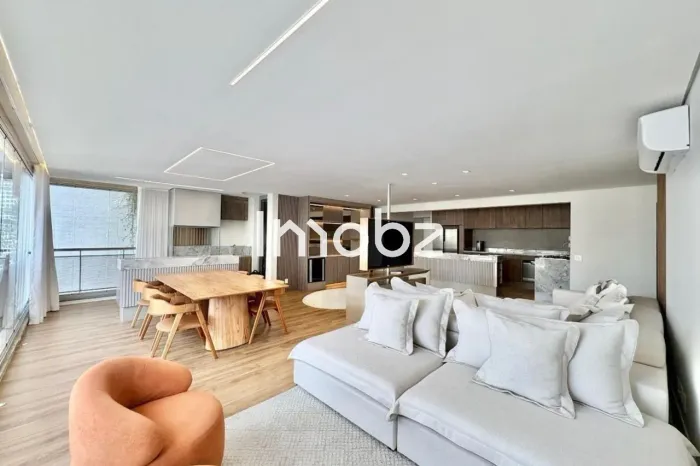 Apartamento à venda na AVENIDA ROQUE PETRONI JÚNIOR, 630 - JARDIM DAS ACÁCIAS - São Paulo