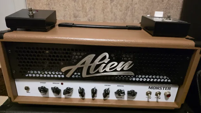 Amplificador Alien Monster 50w