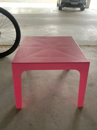 Mesa super linda e material reforçado