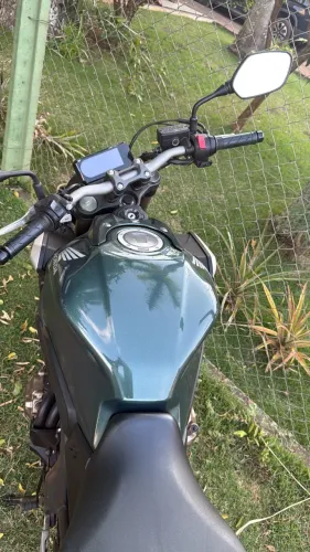CB 650 R impecável!! Original!