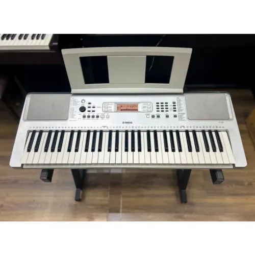Vendo ou troco Teclado Yamaha