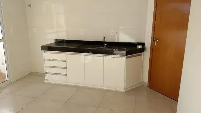 Apartamento para aluguel, 2 quartos, 1 suíte, 1 vaga, SANTA MONICA - UBERLANDIA/MG