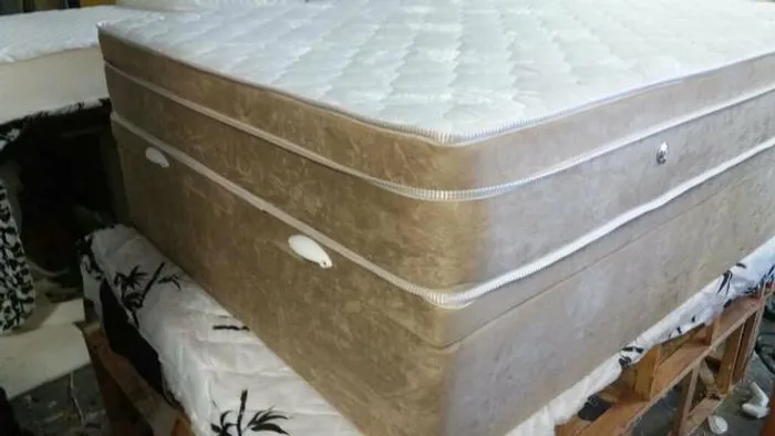 Cama casal / viuva completa box baú e colchão