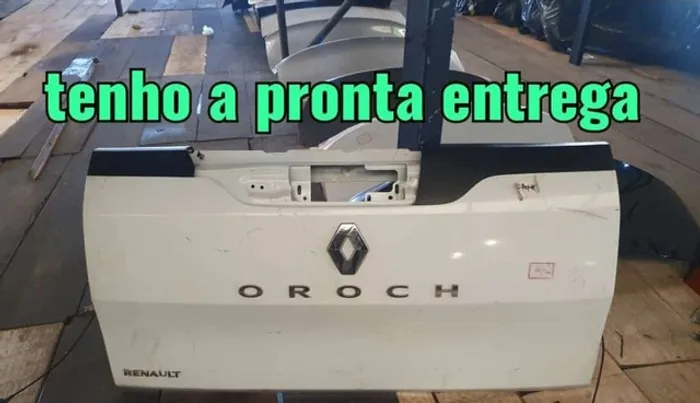 Tampa traseira Duster oroch