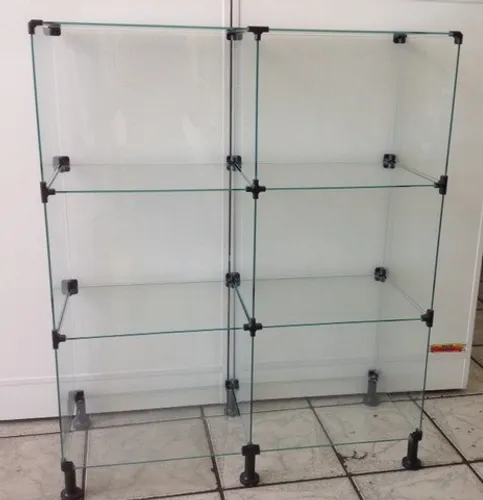 Balcão Vitrine de vidro