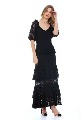 Vestido preto em renda ! Talita Kume !