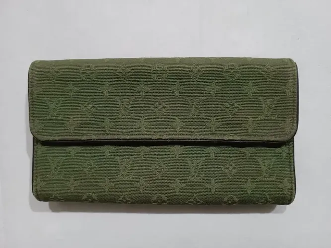 Carteira Louis Vuitton 