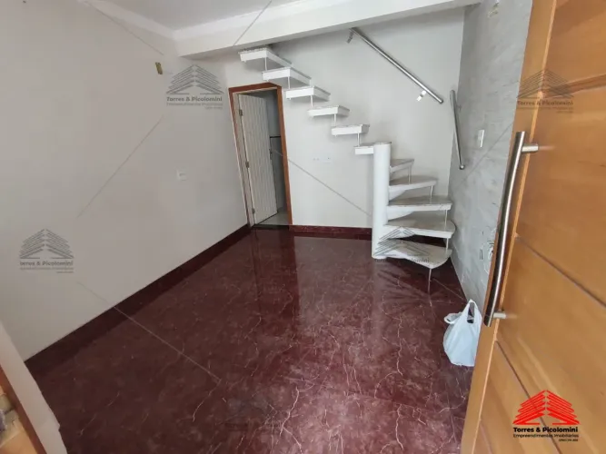 Casa de Vila Moóca com 3 quartos, 2 Salas, e 1 suíte, 2 banheiros, Cozinha Planejada, 1 va