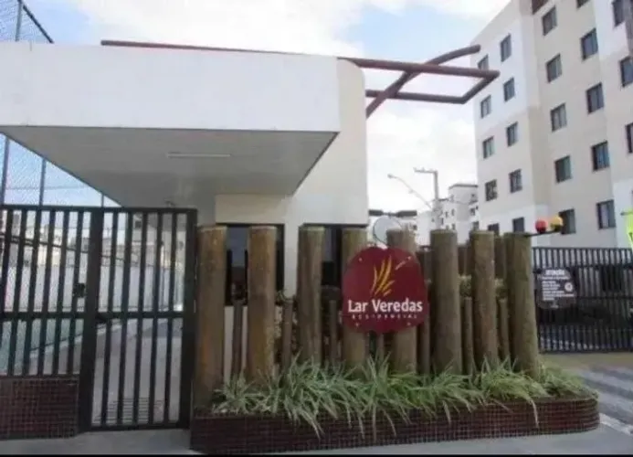 VENDE-SE COBERTURA NO COND. LAR VEREDAS - JABOTIANA 