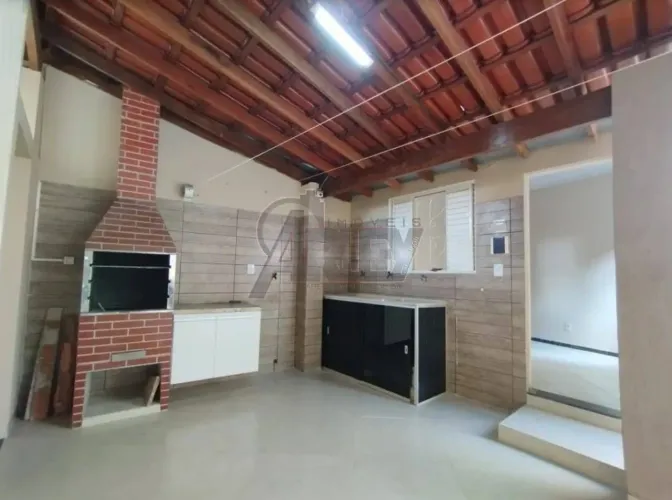 !Casa à Venda no Bairro Vila Regina - R$ 680.000,00