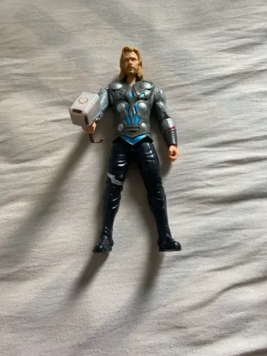 Boneco Thor - Marvel