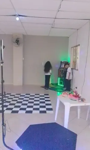 LOCAÇÃO DE PIPOCA E ALGODÃO DOCE E BRINQUEDOS
