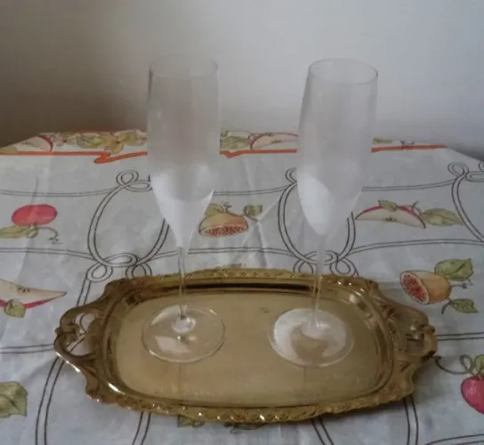 Antiga Bandeja Dourada Com Alça Em Metal Para Servir Café E Chá.