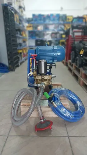 Lavadora de alta Vazão motor 5cv Trifásica 500psi Lj500 Chiaperini - Nova/Loja