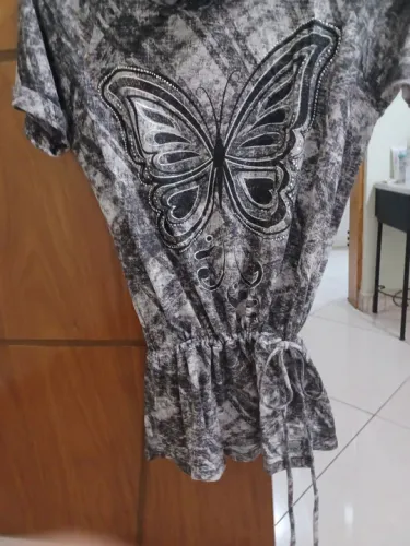 Blusa feminina com estampa de borboleta Trilha Mix tam. M